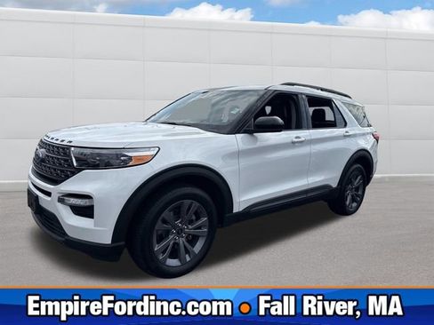 Used 2022 Ford Explorer XLT w/ Equipment Group 202A AWD/4WD image 1