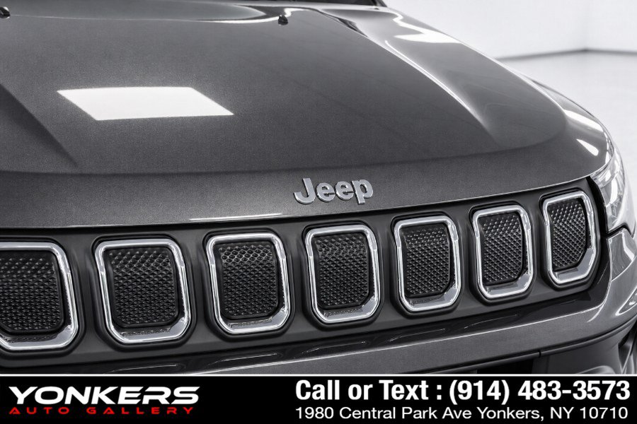 Used 2022 Jeep Compass Latitude AWD/4WD image 14