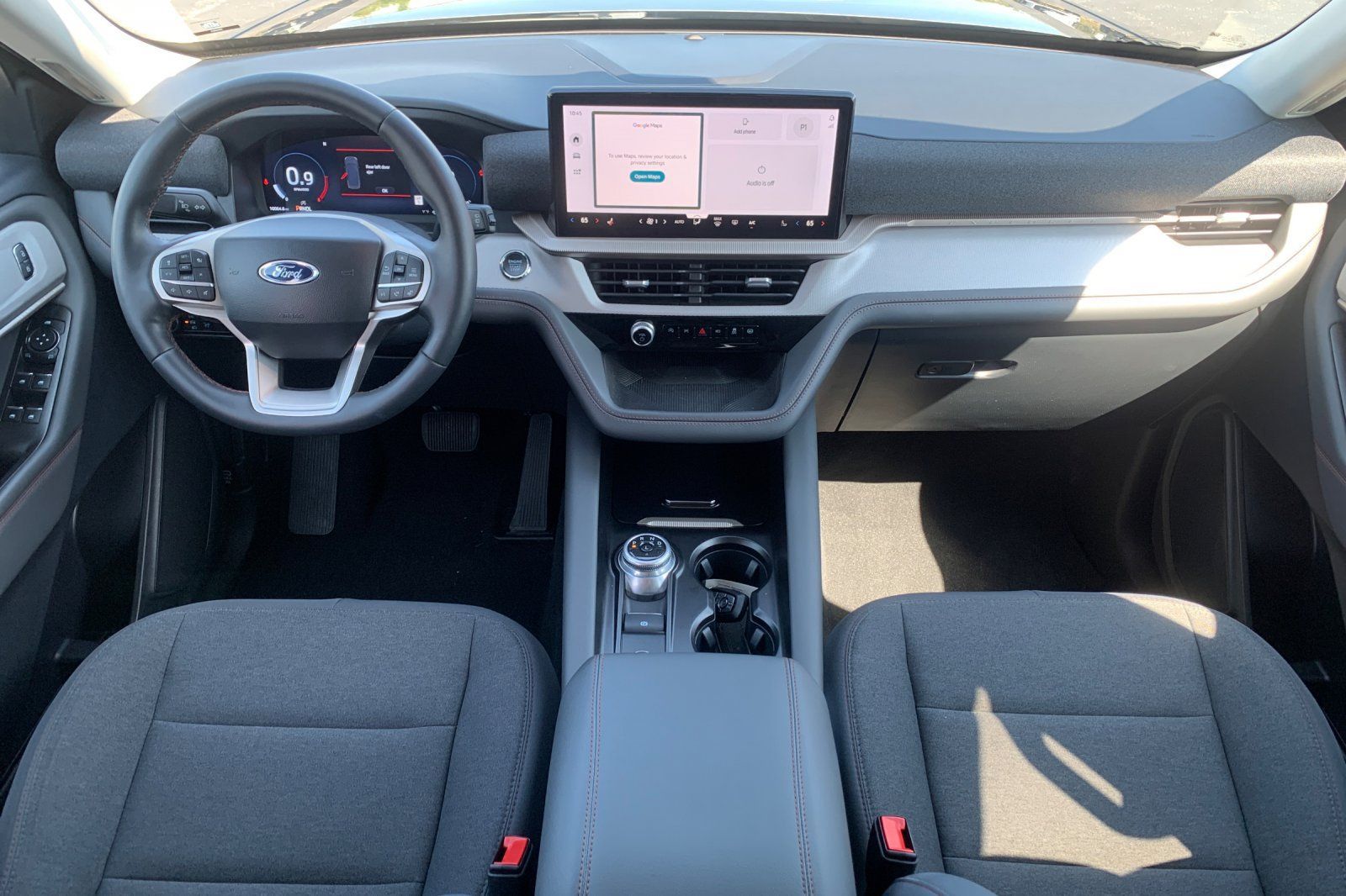 Used 2025 Ford Explorer Active AWD/4WD image 17