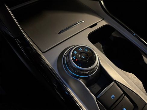 Used 2024 Ford Explorer ST-Line w/ Class IV Trailer Tow Package image 21