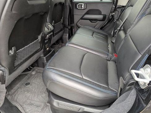 Used 2024 Jeep Wrangler High Altitude image 12