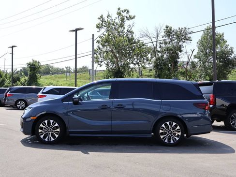 Certified 2026 Honda Odyssey Elite image 4
