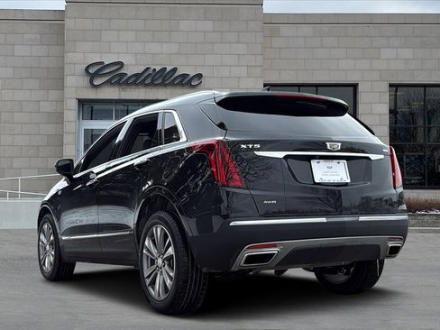 Certified 2025 Cadillac XT5 Premium Luxury image 4