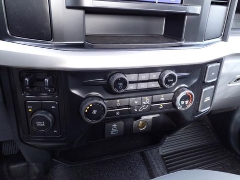 New 2024 Ford F550 4x4 Regular Cab Super Duty image 19