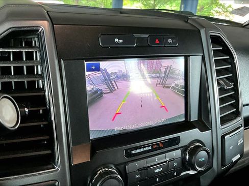 Used 2020 Ford F150 XLT w/ Equipment Group 302A Luxury AWD/4WD image 26