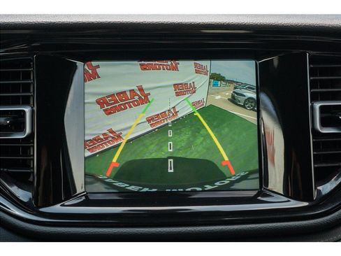Used 2023 Dodge Durango SXT AWD/4WD image 37