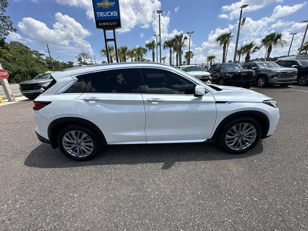 Used 2023 INFINITI QX50 Luxe FWD image 17