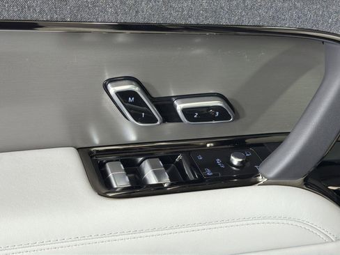 New 2026 Land Rover Range Rover Sport SE image 24