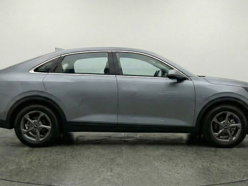 Used 2025 Kia K4 LXS FWD image 11