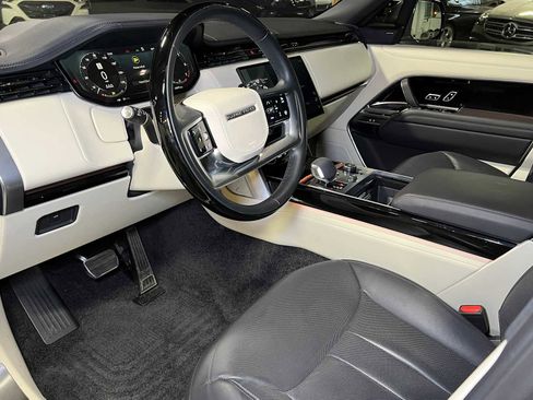 Used 2023 Land Rover Range Rover SE image 22
