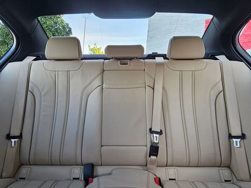 Used 2018 BMW 530i w/ Premium Package RWD image 26