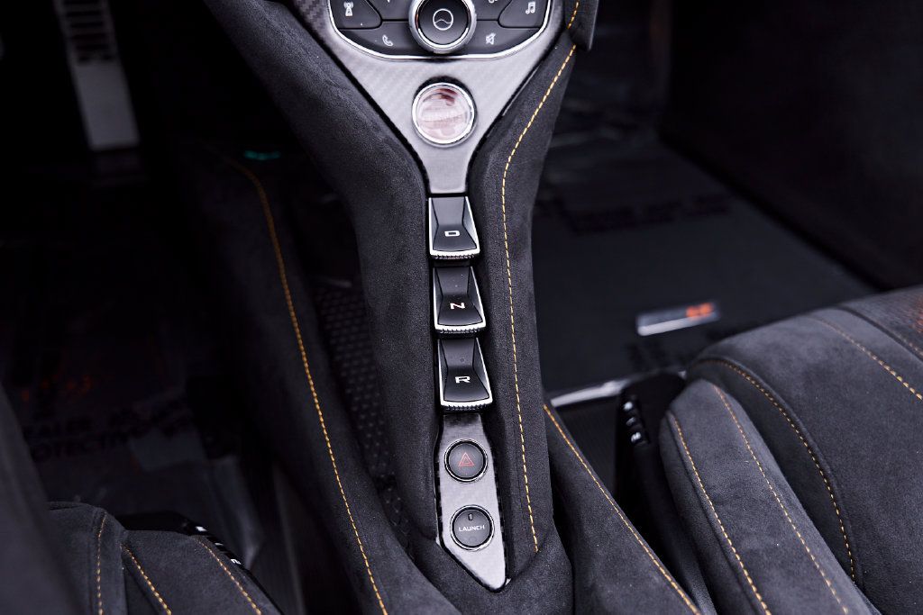 Used 2022 McLaren 765LT RWD image 92