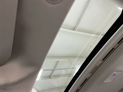 Used 2016 Buick Encore Leather image 18