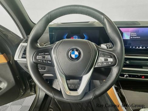 Used 2025 BMW X5 xDrive40i w/ Premium Package AWD/4WD image 11