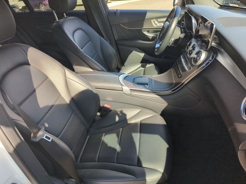 Used 2022 Mercedes-Benz GLC 300 image 33