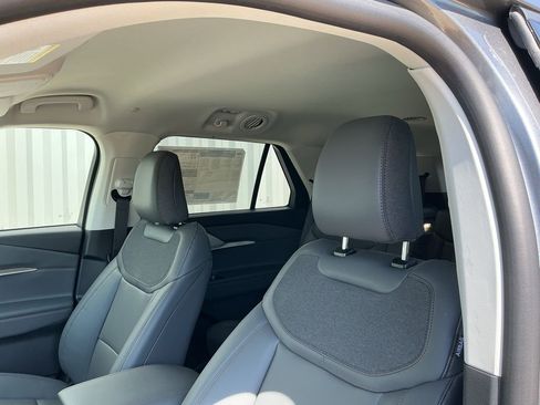 New 2026 Ford Explorer Active image 10