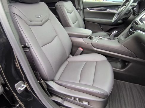 Used 2023 Cadillac XT5 Premium Luxury AWD/4WD image 22
