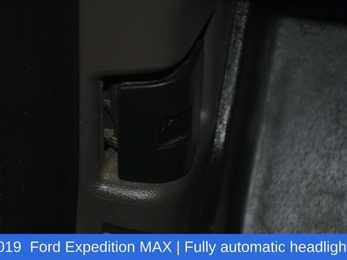Used 2019 Ford Expedition Max XLT w/ Equipment Group 202A AWD/4WD image 25