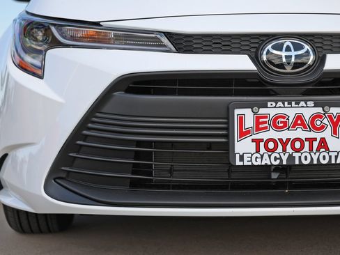 New 2026 Toyota Corolla LE FWD image 9