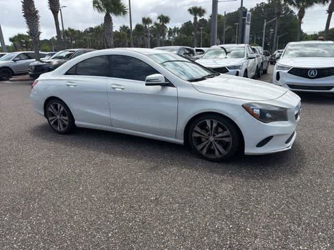 Used 2018 Mercedes-Benz CLA 250 image 10
