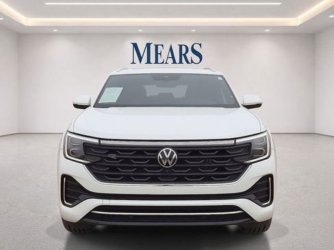 Used 2024 Volkswagen Atlas Cross Sport SEL Premium R-Line AWD/4WD image 8