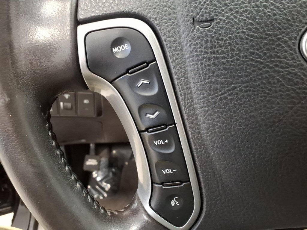 Used 2010 Hyundai Santa Fe AWD SE image 10