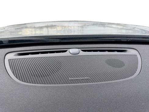 Certified 2025 Volvo V90 B6 Cross Country Plus image 18