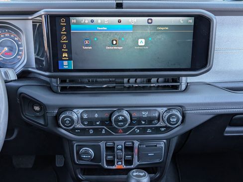 Used 2024 Jeep Wrangler Sahara w/ Safety Group image 23