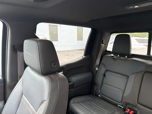 Used 2019 GMC Sierra 1500 Denali w/ Denali Ultimate Package AWD/4WD image 69