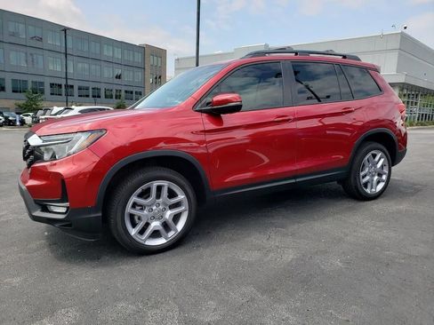 Used 2024 Honda Passport EX-L image 4