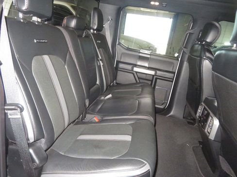 Used 2019 Ford F250 Platinum w/ Platinum Ultimate Package AWD/4WD image 31