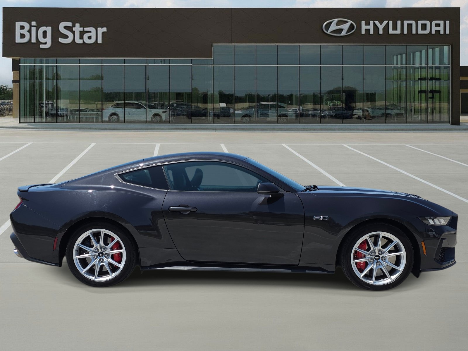 Used 2024 Ford Mustang GT Premium RWD image 5