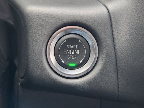 Used 2024 Chevrolet Tahoe Z71 w/ Luxury Package image 18