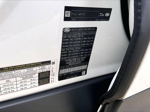 Used 2019 Land Rover Discovery SE AWD/4WD image 33
