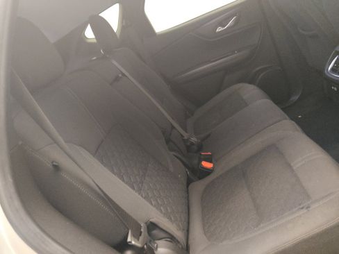 Used 2021 Chevrolet Blazer LT FWD image 19