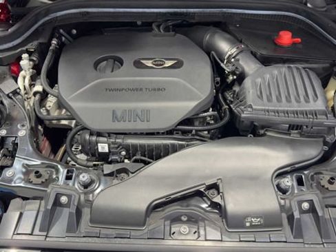 Used 2019 MINI Cooper 4-Door Hardtop w/ Signature Upholstery Package FWD image 32