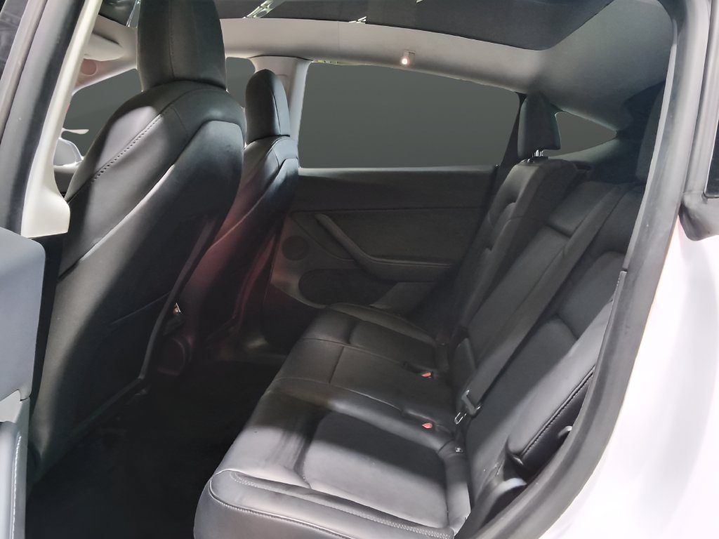 Used 2020 Tesla Model Y Long Range AWD/4WD image 17