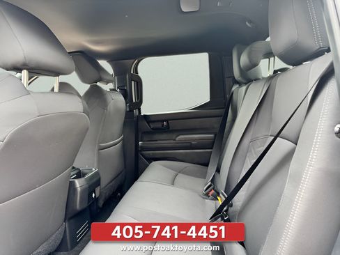 Used 2025 Toyota Tacoma SR5 AWD/4WD image 27
