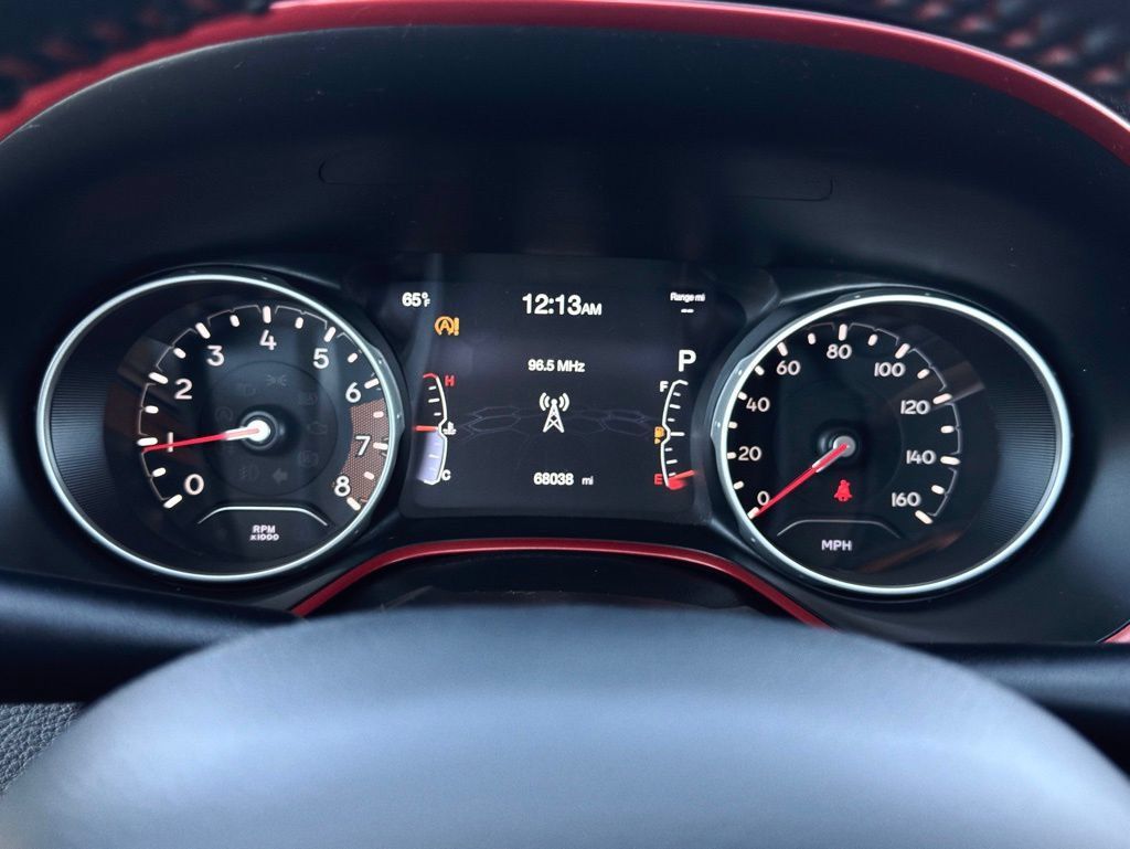 Used 2019 Jeep Compass Trailhawk AWD/4WD image 13