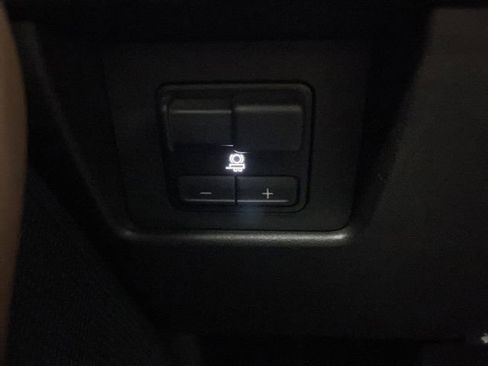 Used 2023 GMC Canyon AT4 w/ Canyon Safety Plus Package image 27