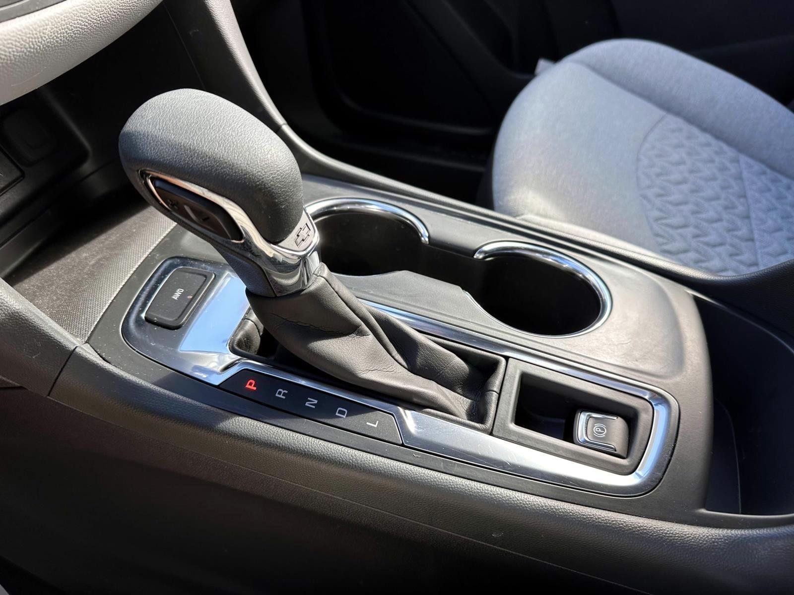 Used 2023 Chevrolet Equinox LS w/ LS Convenience Package AWD/4WD image 25