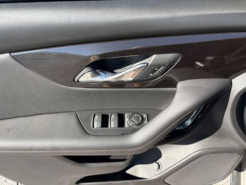 Used 2021 Chevrolet Blazer RS w/ Driver Confidence II Package image 18