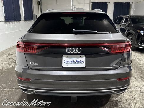 Used 2019 Audi Q8 Prestige w/ Luxury Package AWD/4WD image 7