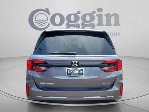 New 2026 Honda Odyssey Elite image 4
