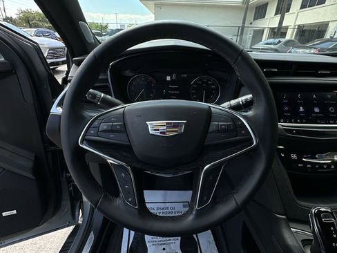 Used 2023 Cadillac XT5 Premium Luxury w/ LPO, Floor Liner Package image 22