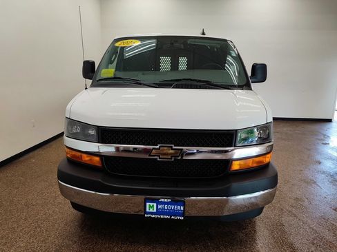 Used 2025 Chevrolet Express 2500 w/ Driver Convenience Package RWD image 11