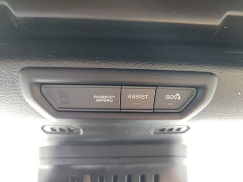 Used 2019 Jeep Wrangler Unlimited Sahara AWD/4WD image 44