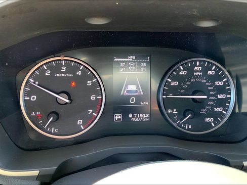 Used 2023 Subaru Ascent Premium w/ Convenience Package AWD/4WD image 13