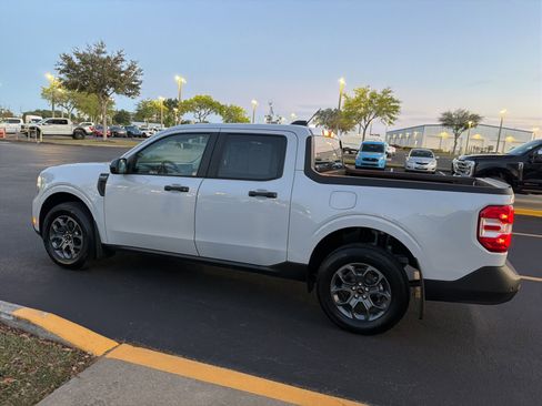 Used 2025 Ford Maverick XLT w/ Equipment Group 301A image 10