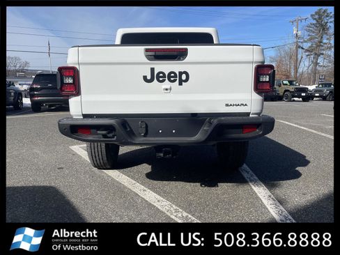 New 2026 Jeep Gladiator Sport image 4